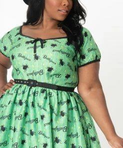 Unique-Vintage X Beetlejuice Crawling Critters Print Hannah Swing Dres -Hot Sale Dresses Shop 120188 2 2048x2048 a6751dcd 81fe 4a4b 8b58 8604f7a3c0c6