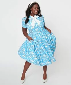 Unique-Vintage X Frosty The Snowman Unique-Vintage X Frosty Snow Day Print Cora Swing Dress -Hot Sale Dresses Shop 153122 K971 1 2048x2048 146b9890 f4dd 4d1f a04b 9b5cb34260a3