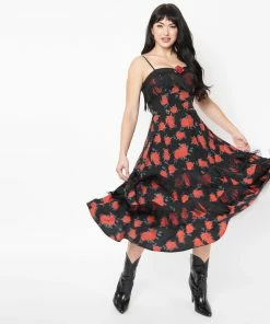 Unique-Vintage Unique Vintage Black & Red Rose Print Girlie Swing Dress -Hot Sale Dresses Shop Black RedRosePrintGirlieSwingDress3